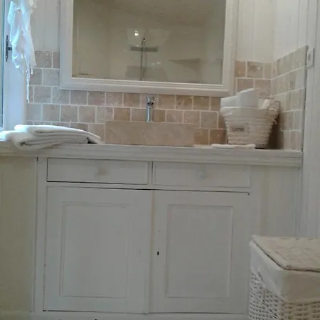 Frühstückspension Le Charme Au Fil De L'eau 3*