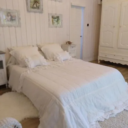 Le Charme Au Fil De L'eau 3* Neslette